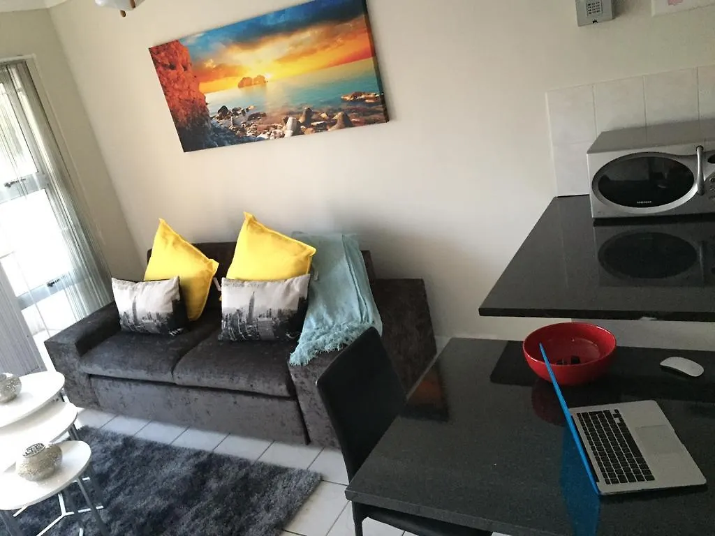 10 South Views Apartment Bloubergstrand 0*,  South Africa