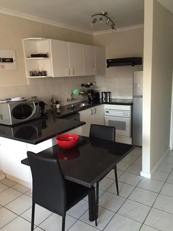 10 South Views Apartment Bloubergstrand South Africa